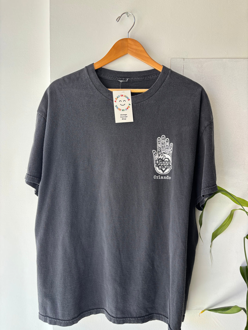 House Of Blues Graphic Tee (XL)