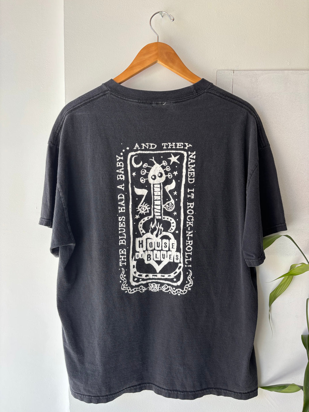 House Of Blues Graphic Tee (XL)