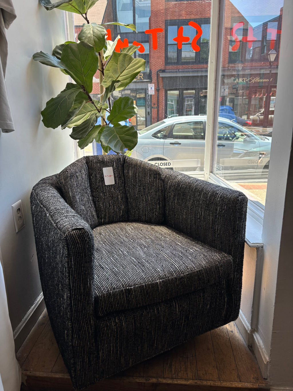 360 Bucket Chair